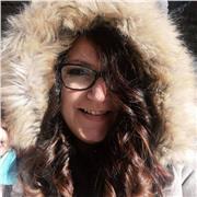 Laureata in giurisprudenza,impartisce lezioni di diritto, storia, italiano, in generale aiuto compiti e pianificare lo studio per scuola elemen o medi